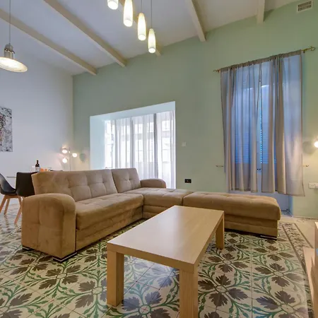 Stylish 1 & 2-bedroom In Sliema
