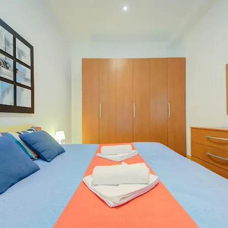 Stylish 1 & 2-bedroom In